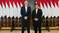 Presiden FIFA, Gianni Infantino, bersama Ketua PSSI, Erick Thohir. (Bola.com/Dok.Instagram Gianni Infantino).