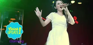 Mulan Jameela sering disebut merebut Ahmad Dhani dari Maia Estianty. Seperti ini hubungan Mulan dan Maia pasca video pengakuan dari Mulan. 