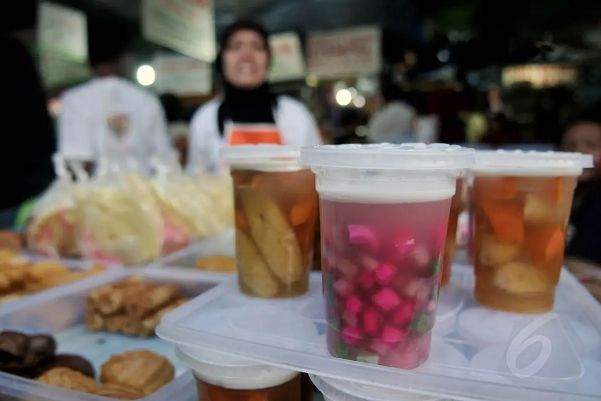 Berburu Takjil di Pasar Benhil