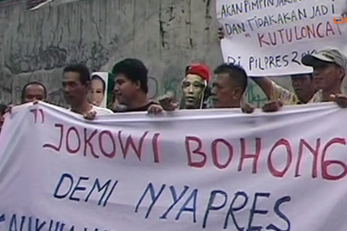 Warga Tolak Jokowi Nyapres