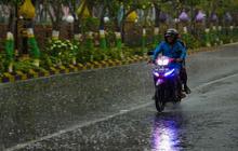 Prakiraan Cuaca BMKG: Mayoritas Wilayah Indonesia Diguyur Hujan pada Sabtu Ini