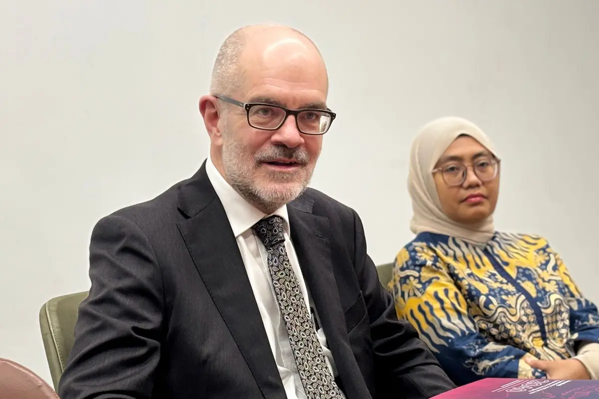 CEO The Australian Trade and Investment Commission (Austrade), Paul Grimes saat ditemui di kantornya International Towers, Barangaroo, Sydney, Australia, Jumat (21/11/2025). (Foto: Liputan6.com/Tira Santia)