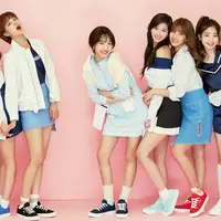 TWICE (via Allkpop)