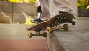 Dua Sahabat Tempuh 500 Km Naik Skateboard dari Inggris ke Belanda, Ini Tujuannya
