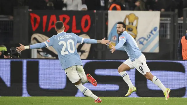 Foto: Bungkam Lazio, Napoli Kudeta AC Milan dari Puncak Klasemen Liga Italia