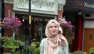 Ilustrasi hijab retro (Pinterest)