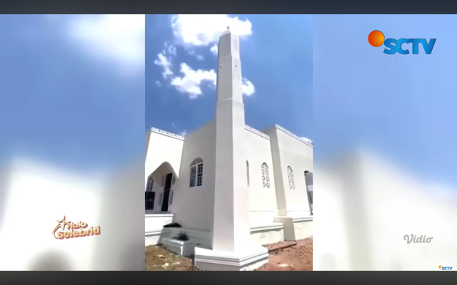 6.Masjid Ivan Gunawan