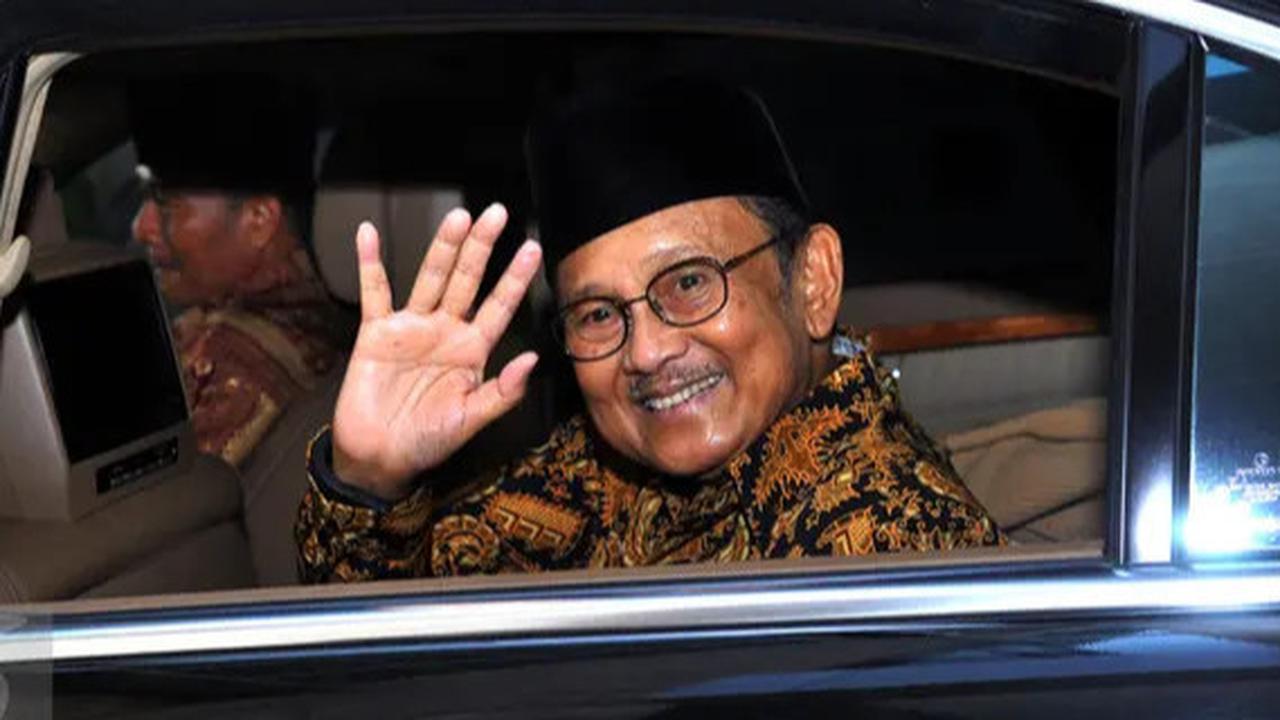 4 Warisan Teknologi BJ Habibie yang Diakui Dunia