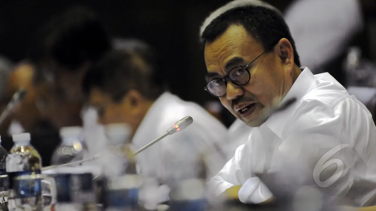 Menteri ESDM dan Komisi VII Gelar Rapat Kerja di Senayan