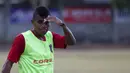 Pemain Bali United, Yabes Malaifani saat mengikuti latihan terakhir sebelum menghadapi Persija di laga Piala Presiden 2015, Denpasar, Bali, Sabtu (30/8/2015). (Bola.com/Vitalis Yogi Trisna)