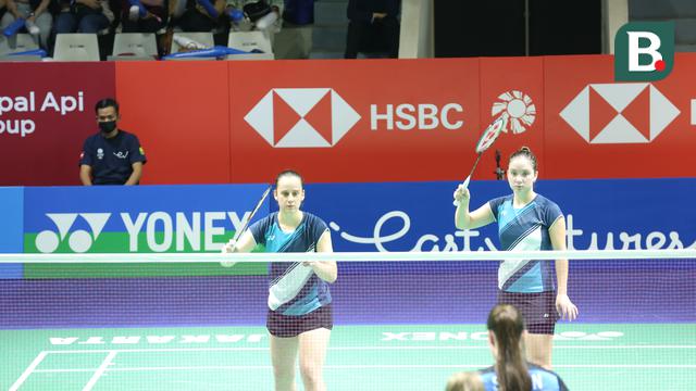 Mariia Stoliarenko/Yelyzaveta Zharka