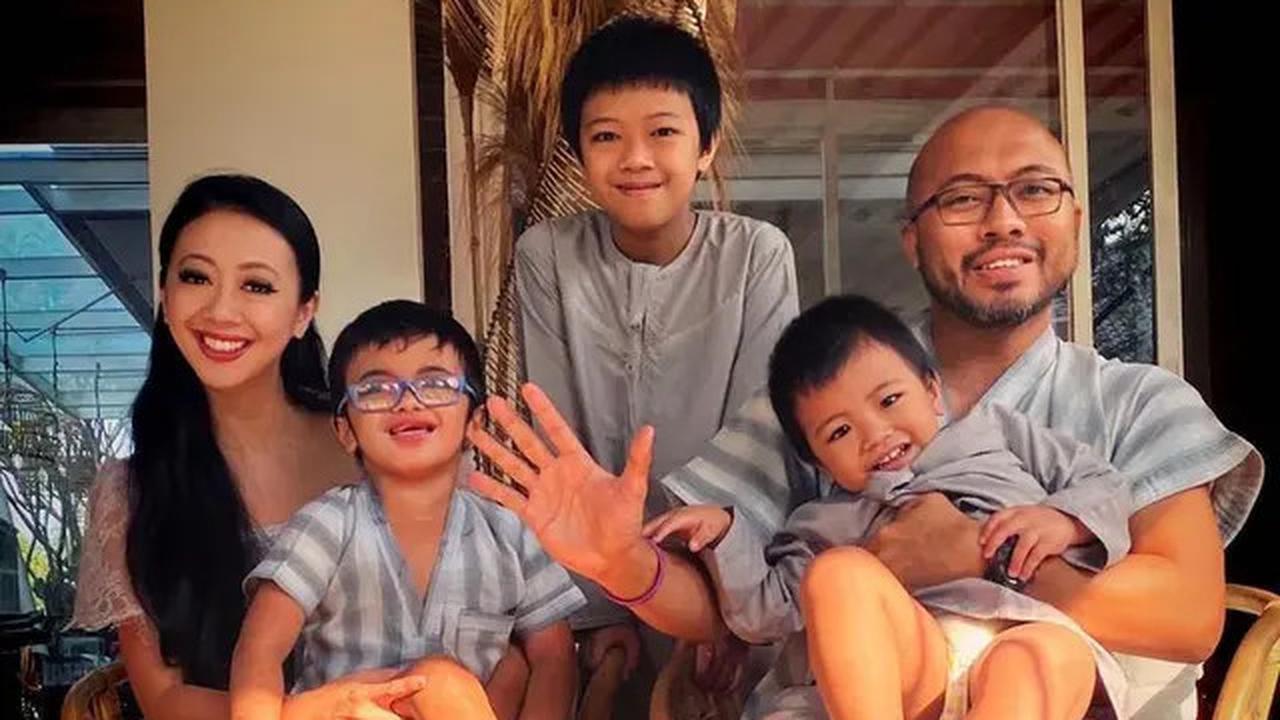 6 Fakta Asri Welas Gugat Cerai Suami Usai 17 Menikah, Harta Sudah Dibagi