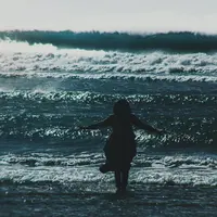 Iustrasi foto/ Sepenggal kisah inspiratif prajurit wanita Letda Laut (S/W) Salma Amalia Zakaria./ Photo by Mohamed Nohassi on Unsplash