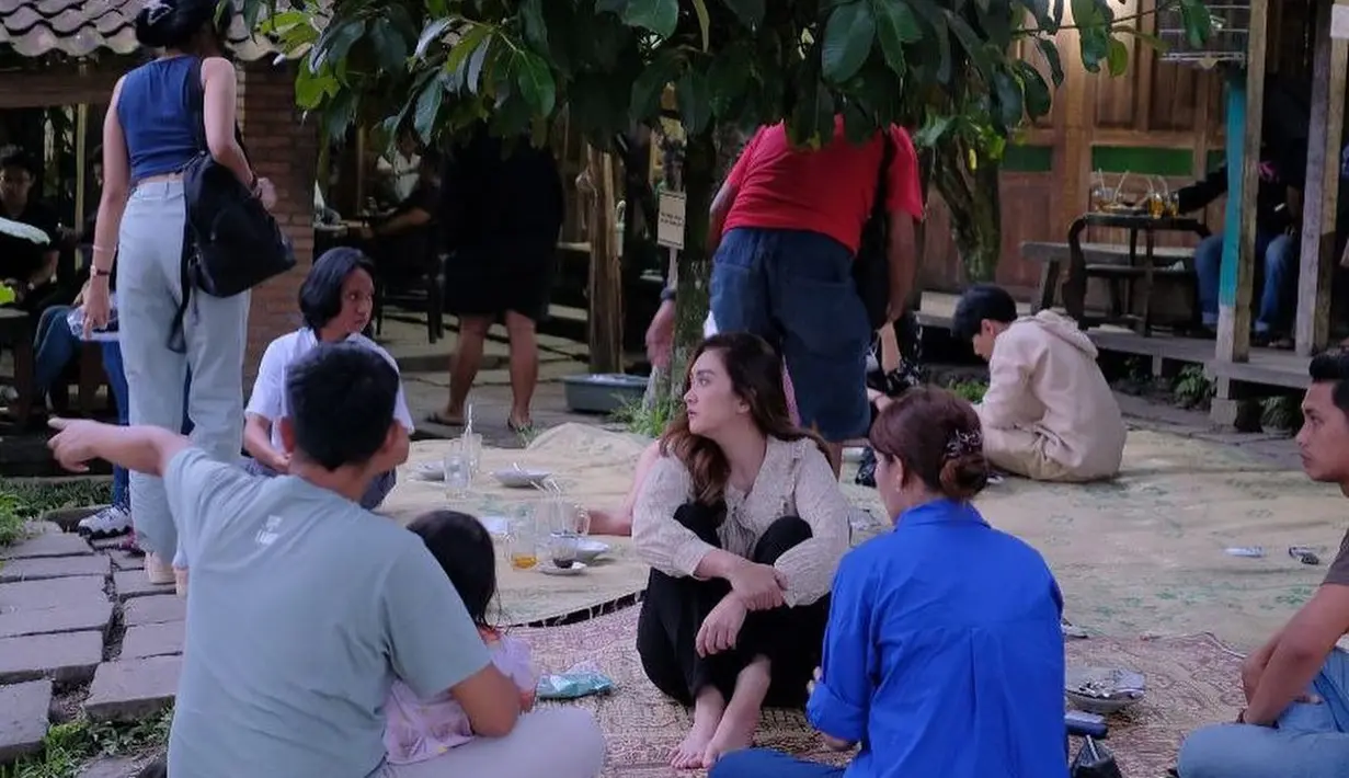 [Instagram/nafaurbach]