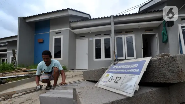 Pemerintah Serahkan 30.000 Rumah Subsidi untuk Perawat dan Bidan