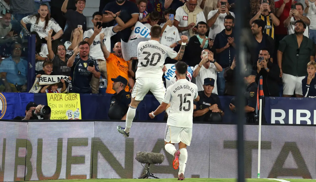 Gol tersebut juga membuat dirinya menorehkan rekor sebagai pencetak gol termuda kedua Real Madrid (18 tahun dan 40 hari) setelah Endrick (8 tahun dan 35 hari). (AP Photo/Alberto Saiz)