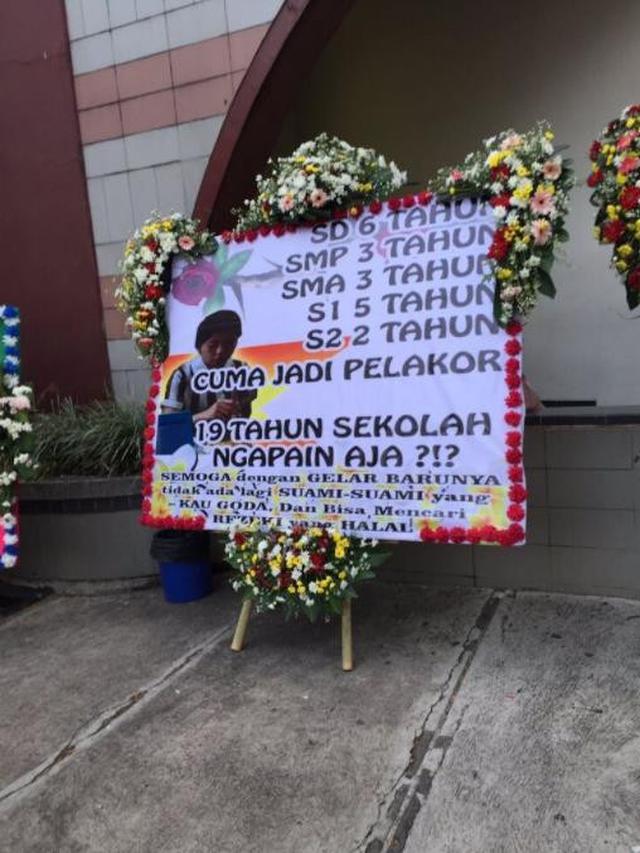 karangan bunga viral