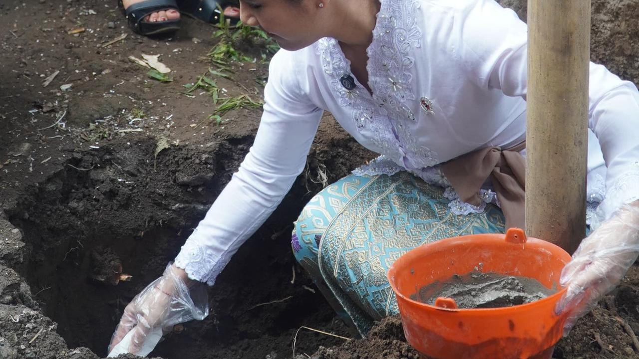 Wamen Isyana Dorong GENTING Wujudkan Jamban Sehat bagi Keluarga Berisiko Stunting di Karangasem