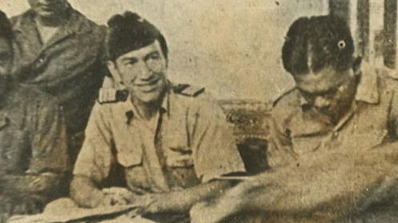Marsekal Suryadi Suryadarma adalah contoh menjadi pemimpin tak selalu harus hidup mewah dan dilayani.