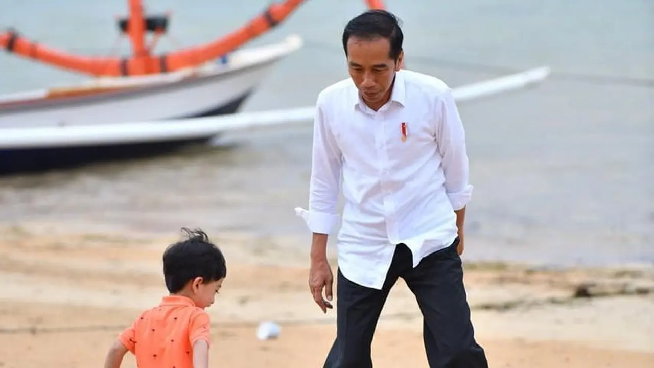 Jokowi dan Jan Ethes Srinarendra