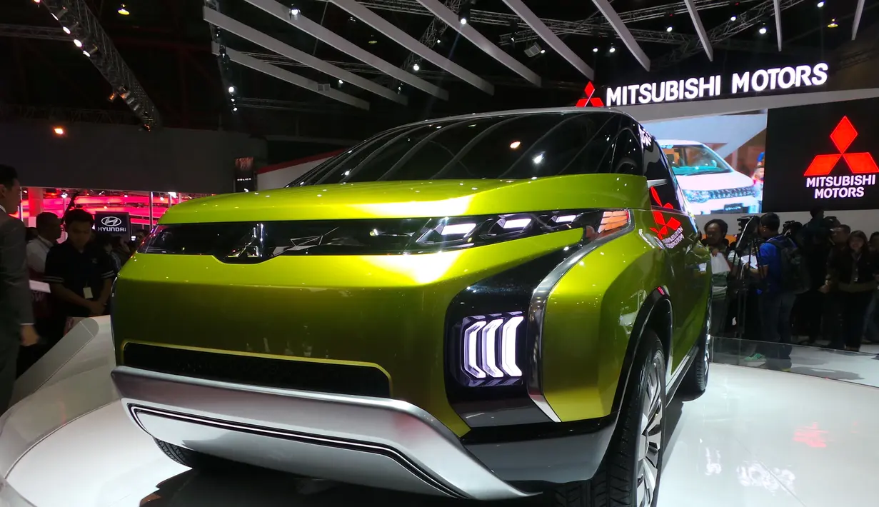 Indonesia International Motor Show (IIMS) edisi 2014 turut dimanfaatkan pabrikan untuk menyingkap mobil masa depan besutannya. 