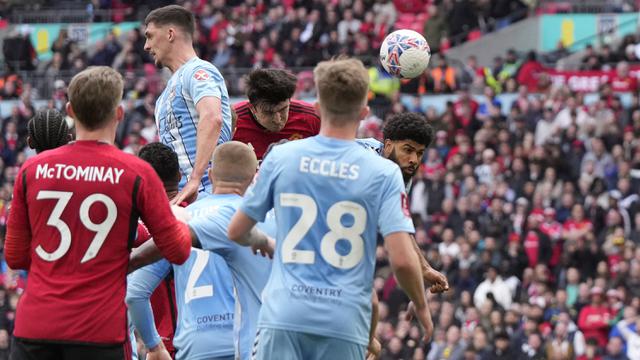 Foto: Derby Manchester Terwujud, MU Lolos ke Final Piala FA setelah Atasi Perlawanan Pantang Menyerah Coventry hingga Adu Penalti