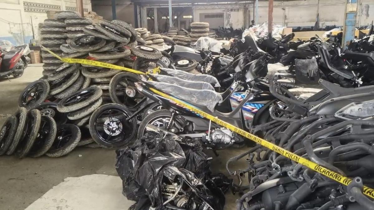 Penampakan Gudang Penadah 1.494 Motor Hasil Kejahatan, Siap Kirim ke Luar Negeri