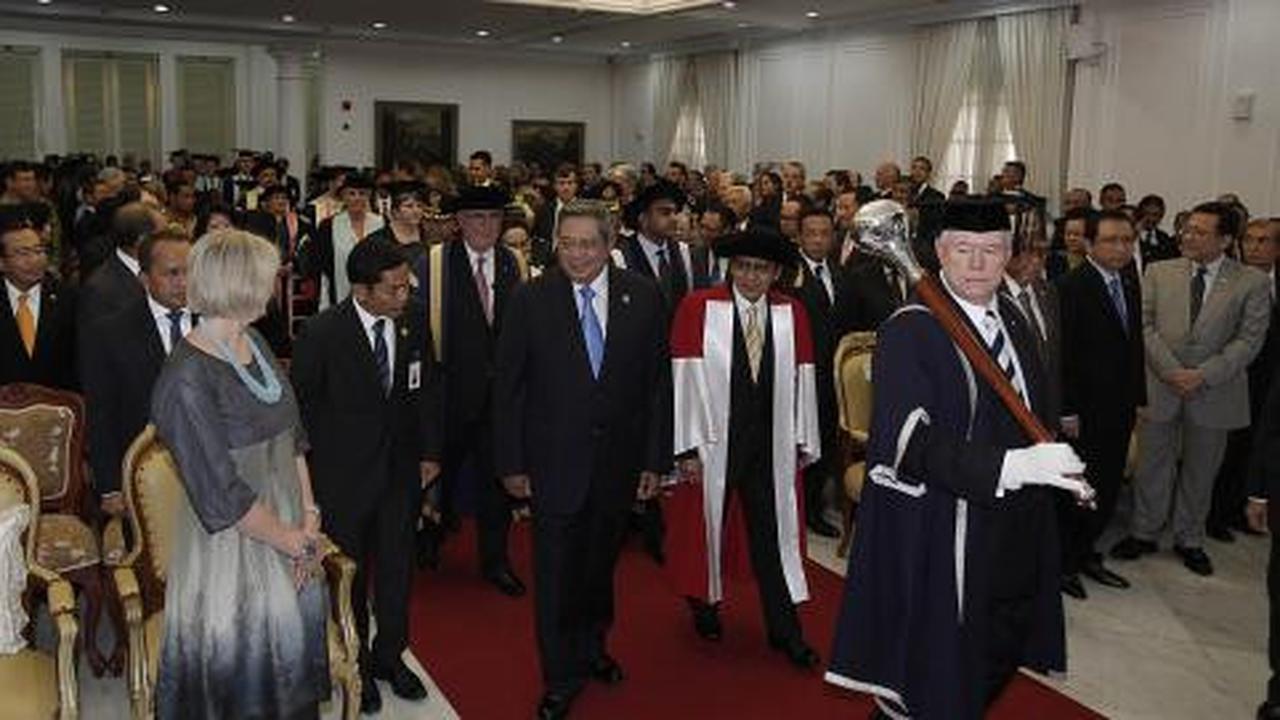 Presiden SBY hadiri penganugerahan gelar DR HC Wapres Boediono
