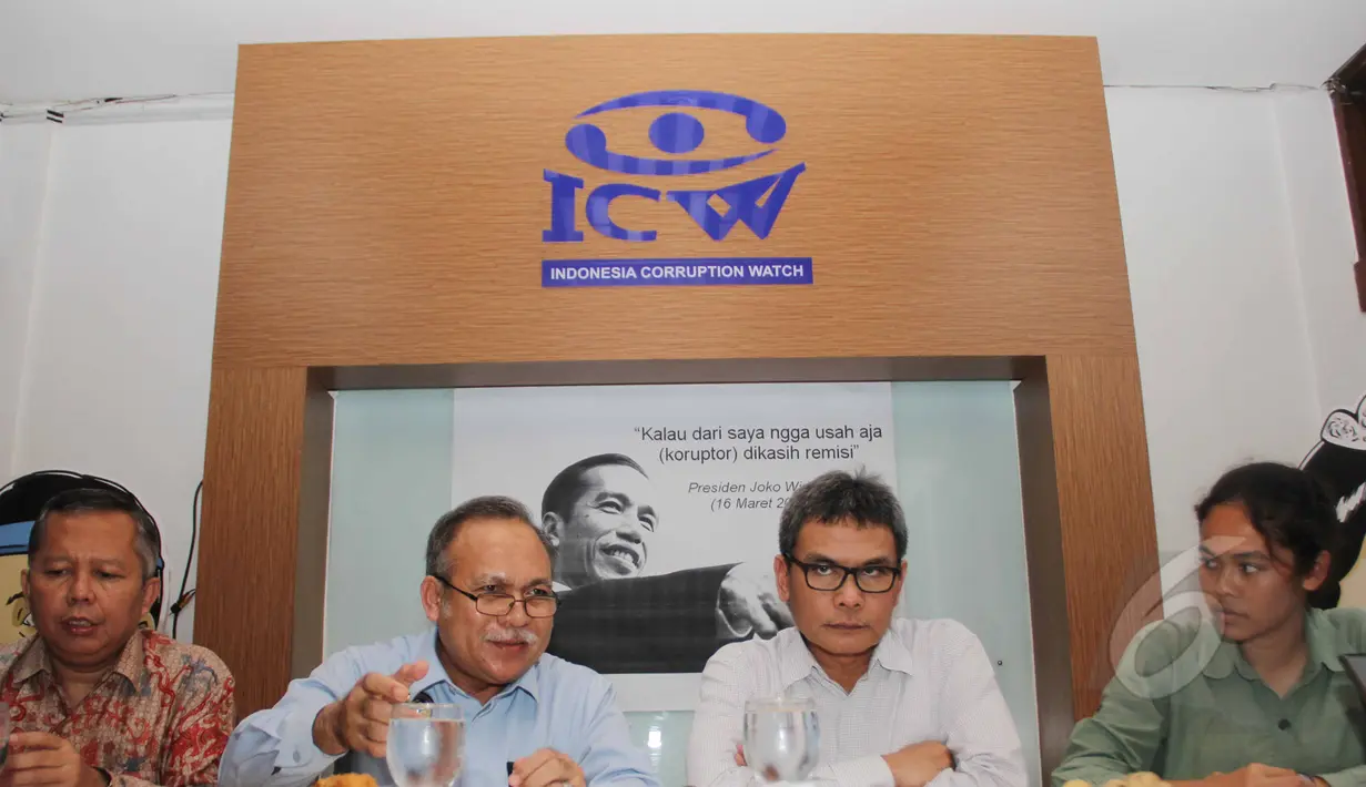 Indonesia Corruption Watch (ICW) menggelar diskusi tentang wacana pemberian remisi oleh Kemenkumham di Kantor ICW, Jakarta, Selasa (24/3/2015). (Liputan6.com/Helmi Afandi)
