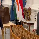 Momen PM Modi Belajar Main Angklung Bersama Prabowo