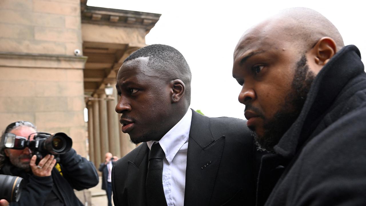 Bek Manchester City Benjamin Mendy Kembali Jalani Sidang Kasus Kekerasan Seksual
