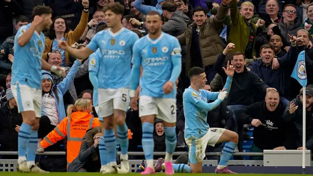 Manchester City atas Manchester United