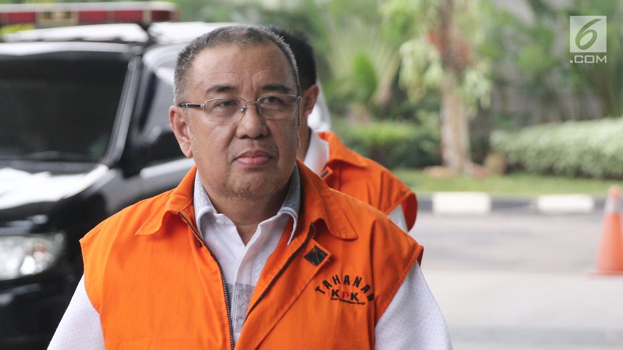 Ekspresi Asrun dan Wali Kota Nonaktif Kendari Usai Diperiksa KPK