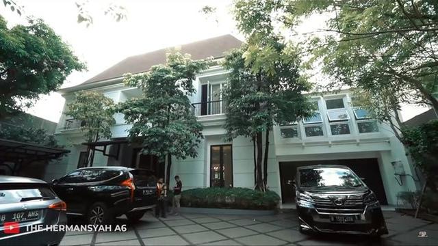 7 Potret Calon Rumah  Baru Keluarga Anang  Hermansyah Mewah  