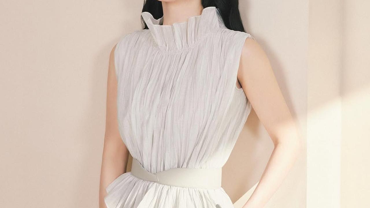 Potret Cantik Song Hye-Kyo yang Punya Pesona Anggun dan Menawan dengan Gaya Fashion yang Simple