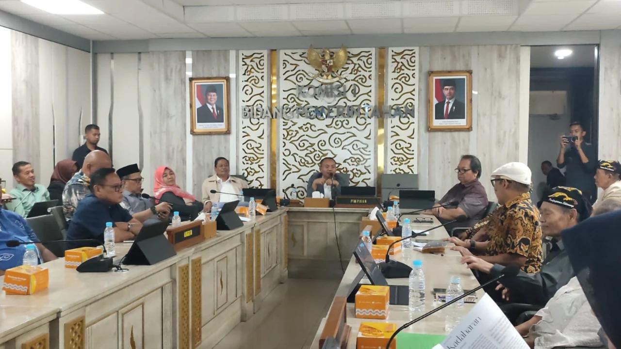 Budayawan dan Akademisi Dorong Perubahan Nama Jawa Barat Menjadi Provinsi Sunda