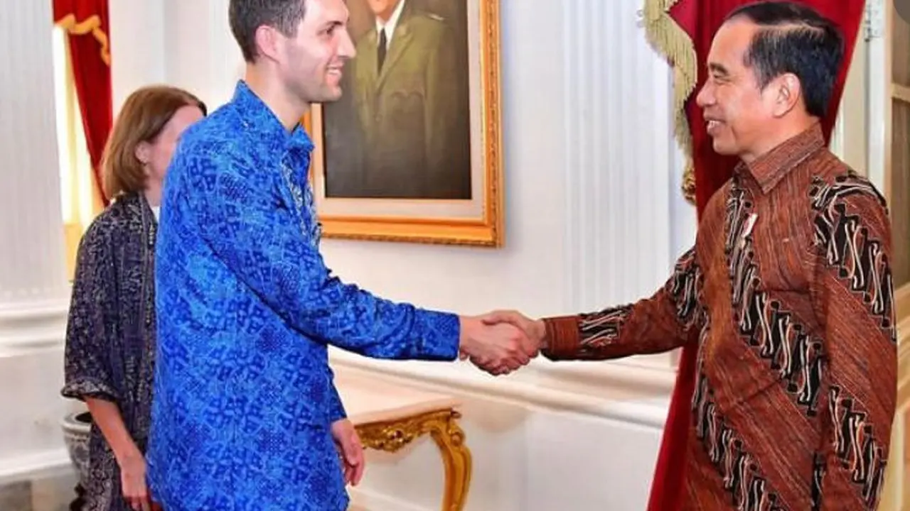 Presiden Jokowi dan Menteri Iklim dan Lingkungan Hidup Norwegia, Andreas Bjelland Eriksen, di Istana Merdeka (Biro Pers Sekretariat Presiden)