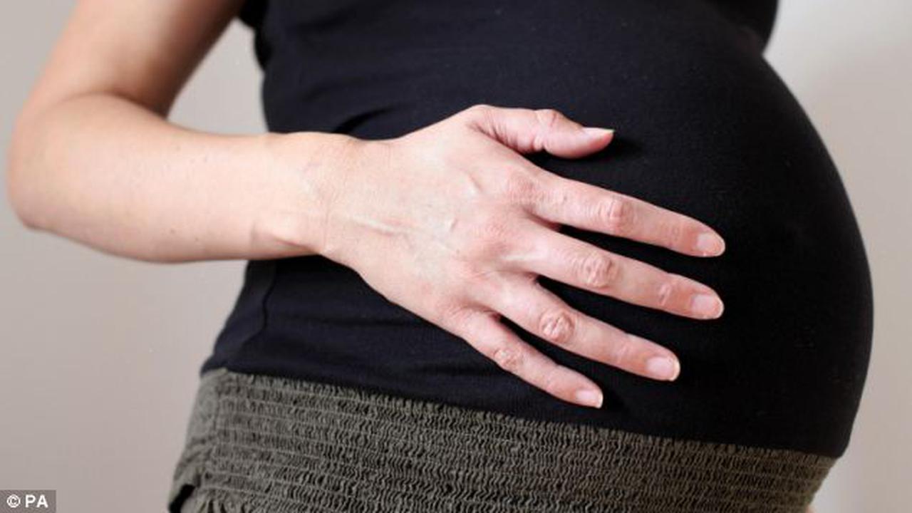 Anak yang Lahir Dari Ayah Usia Tua Akan Bertampang Jelek?