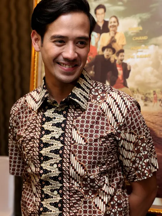 'Gue rindu. Gue kangen celetukan dia. Karena gue belum menemukan pelawak secerdas beliau,' ungkap Tara. (Andy Masela/Bintang.com)