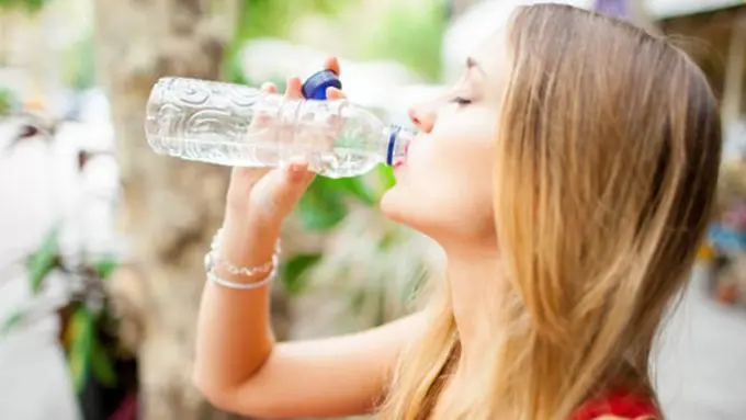 Kesehatan/ Copyright : freepik.com/ katemangostar