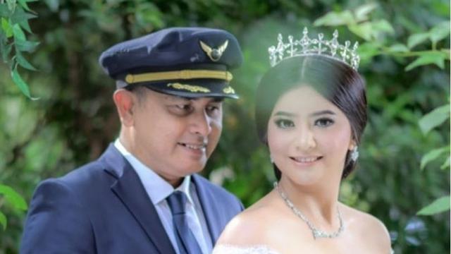 Dipersunting Pilot Ini 6 Momen Pernikahan Qory Sandioriva Eks Istri Ramon Y Tungka Hot Liputan6 Com