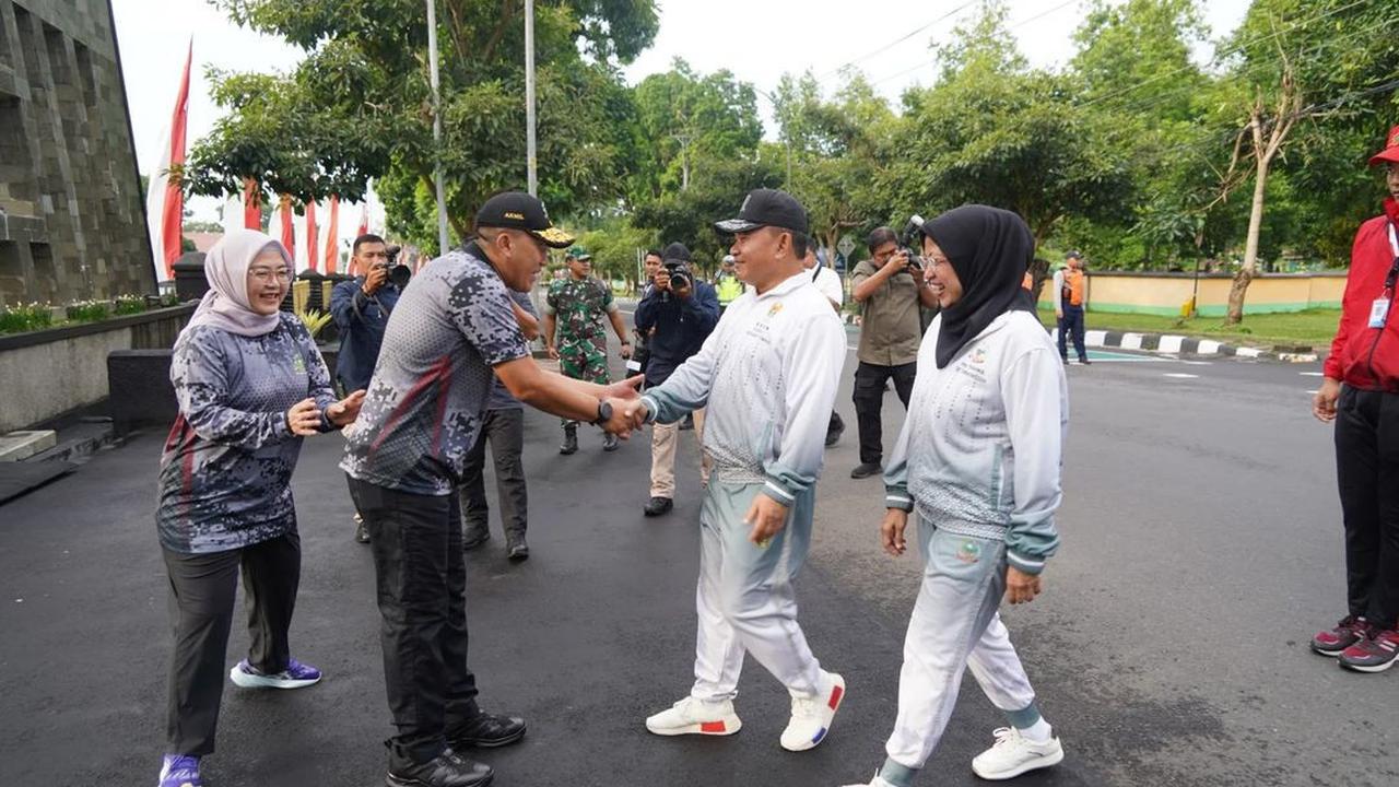 Momen Eks Kasad dan 160 Pati TNI 'Geruduk' Akmil