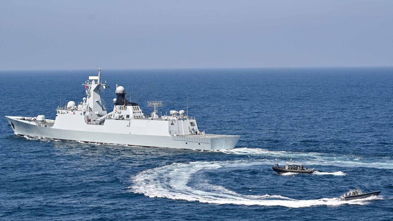 Kapal Perang TNI AL KRI Bung Tomo Ikuti Aman Exercise di Pakistan