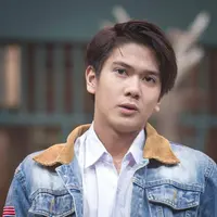 Iqbaal Ramadhan, pemain film Dilan 1990 dan Dilan 1991.