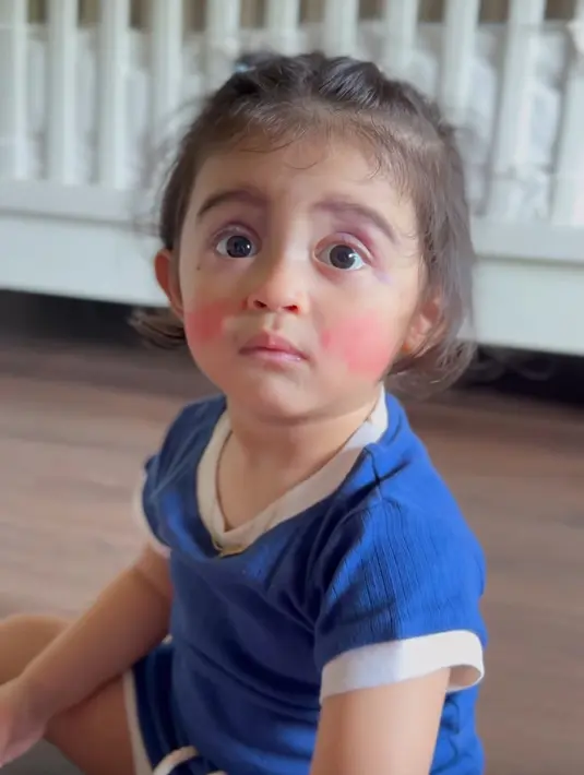 Setelah diunggah, netizen langsung memberikan komentarnya. Tak sedikit dari mereka menyebut Guzel terlihat menggemaskan