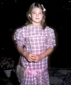 Drew Barrymore terlihat menggemaskan waktu kecil. Foto ini diambil pada Maret tahun 1984. (Ron Galella/WireImage/USMagazine)