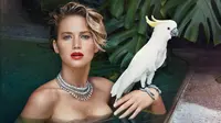 Jennifer Lawrence berpose bugil