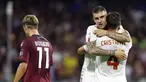 Pemain AS Roma Bryan Cristante merayakan gol pertama timnya atas Salernitana pada pertandingan sepak bola Serie A Italia di Stadion Arechi, Salerno, Italia, 14 Agustus 2022. AS Roma menang 1-0. (Alessandro Garofalo/LaPresse via AP)