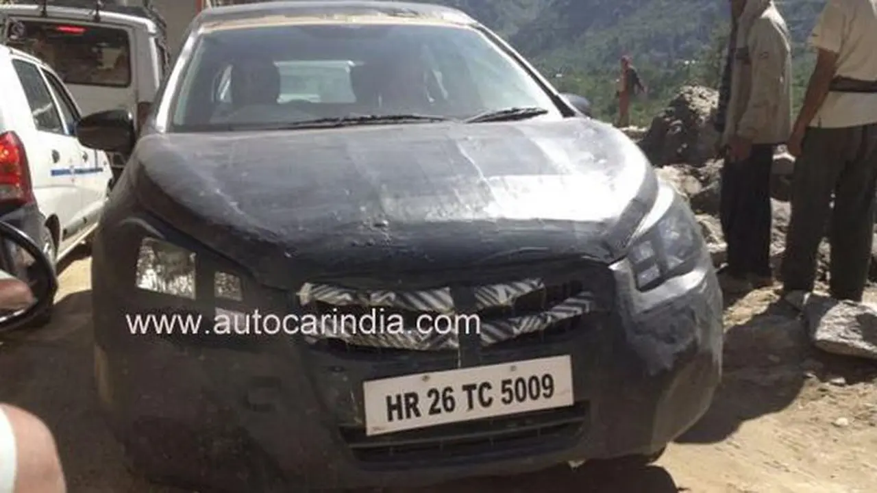 Penampakan Generasi Anyar Suzuki SX4 Terungkap