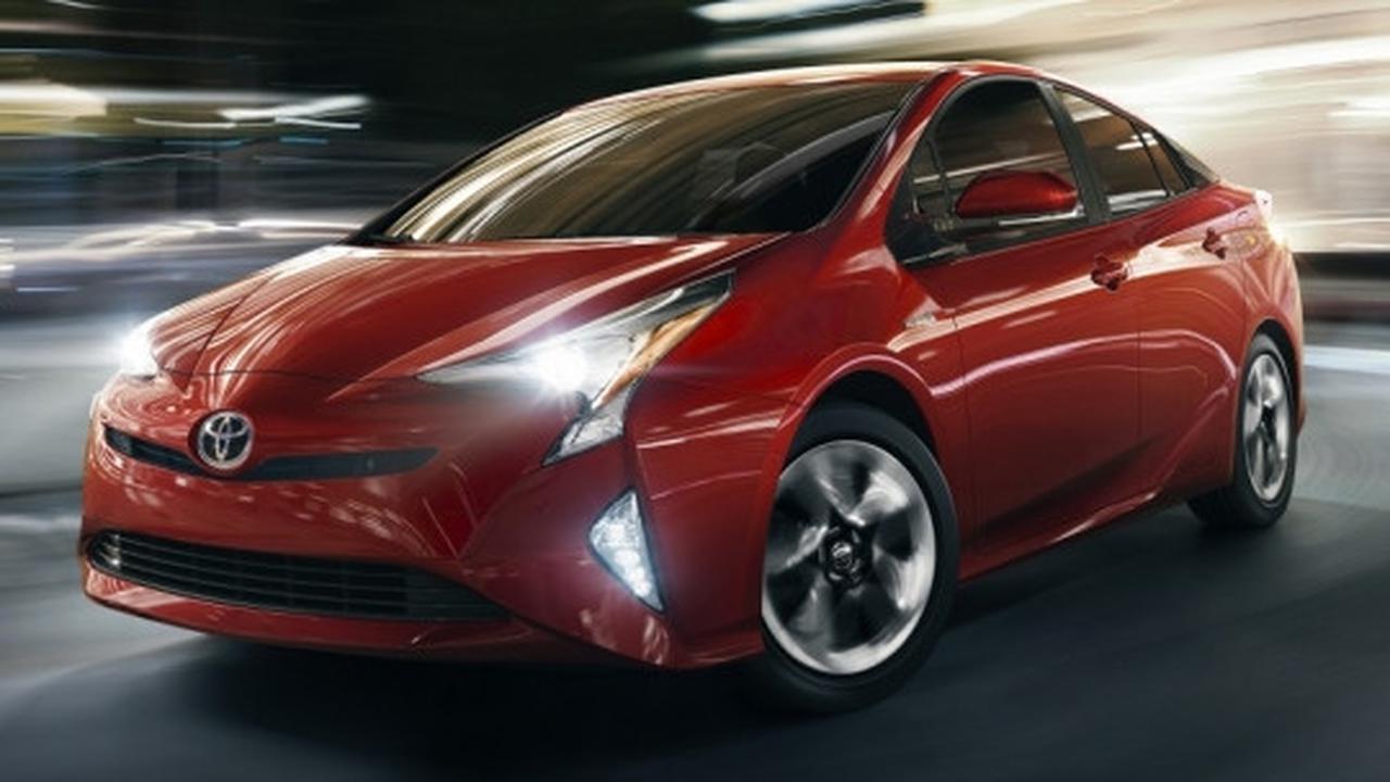 Detail Toyota Prius 2016, tampilan keren dan elegan!